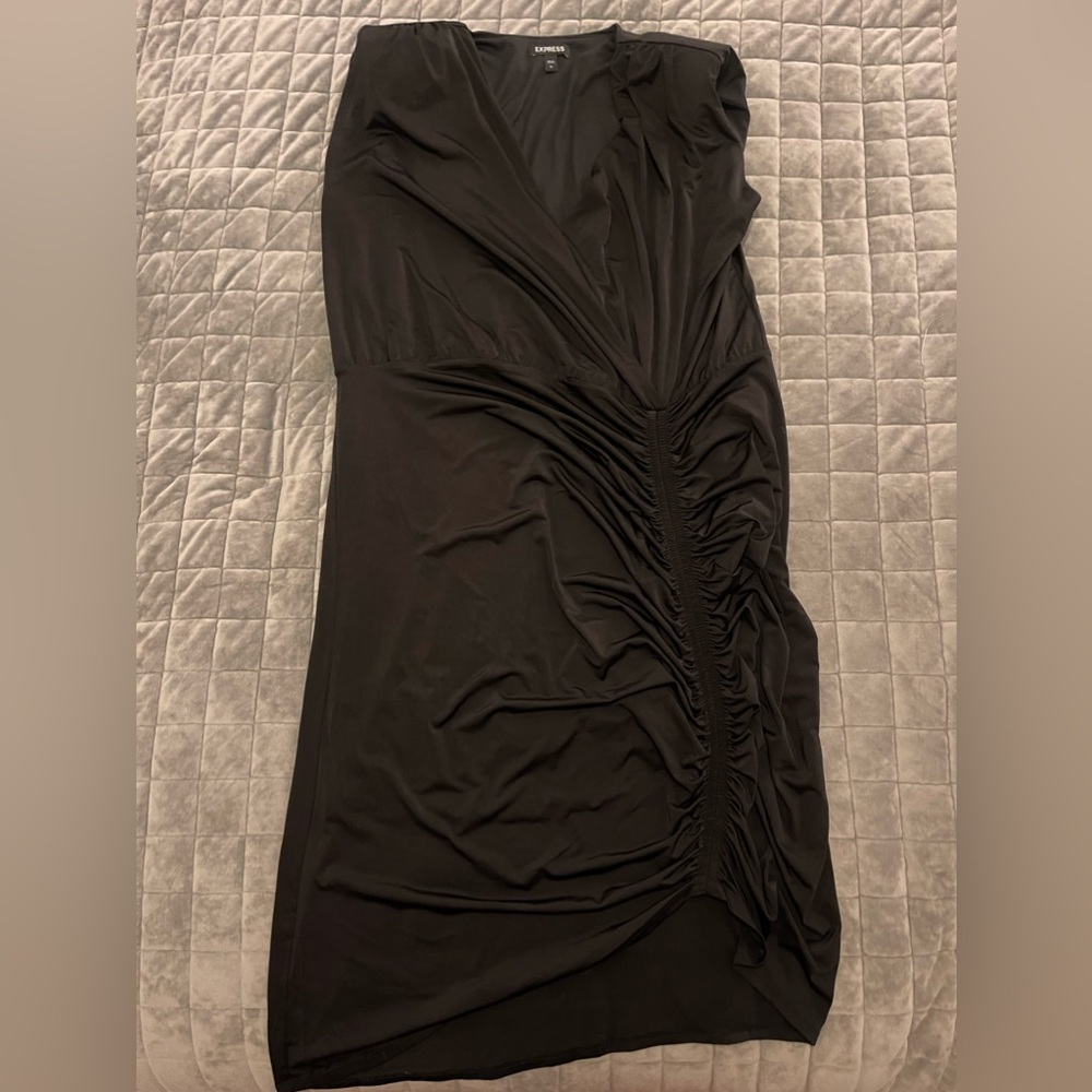 Express Black Ruched Midi Dress